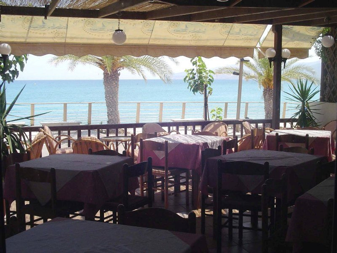 Food & Drinks 4, Thisvi, Crete