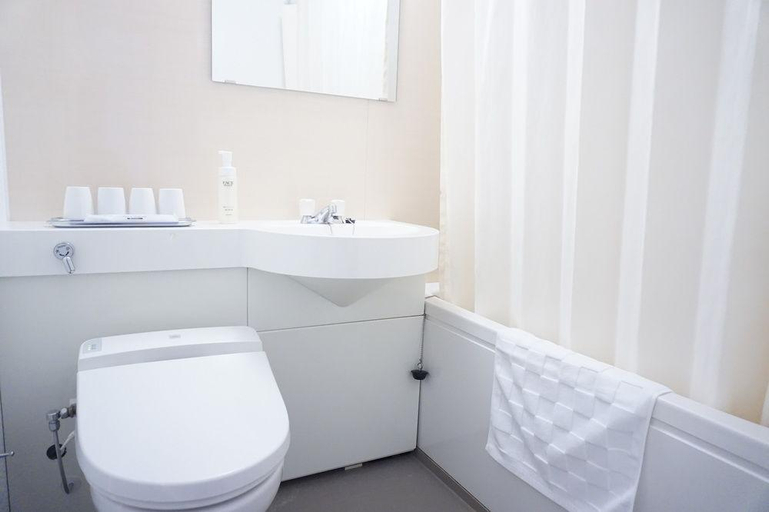 Bathroom, Hotel Sunline Fukuoka Hakata Ekimae, Fukuoka