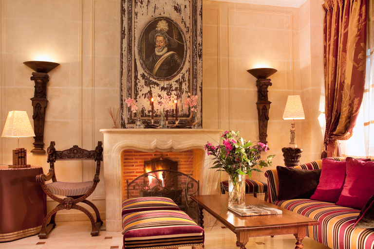 Public Area 3, Hotel Residence Henri IV, Paris