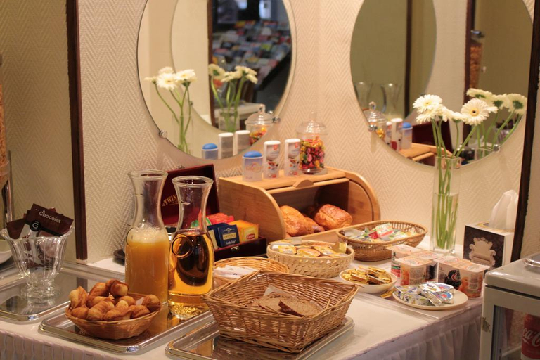 Food & Drinks 5, Amadeus Nation, Paris