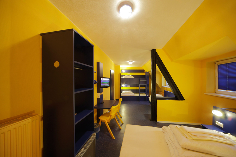 Bedroom 2, Bed'nBudget Expo-Hostel Dorms, Region Hannover