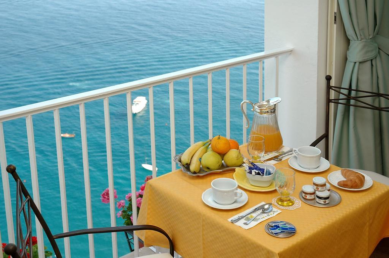 Exterior & Views 2, Hotel La Ninfa, Salerno