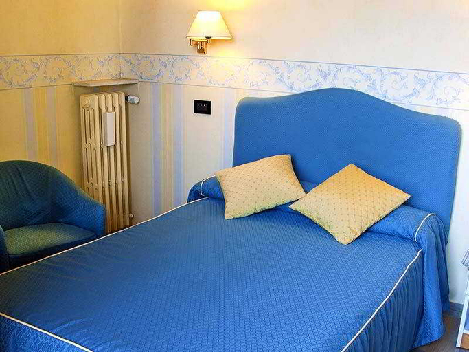 Bedroom 4, Touring, Ancona