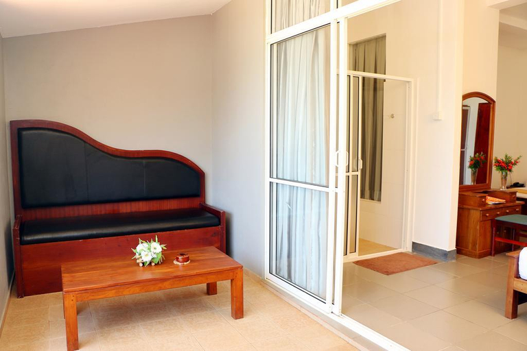 Bedroom 4, Roy Villa Beach Hotel, Beruwala