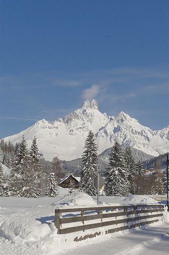 Aparthotel Neue Post, Sankt Johann im Pongau