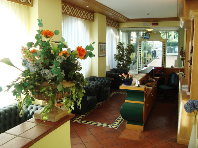 Public Area 4, Lido International, Brescia