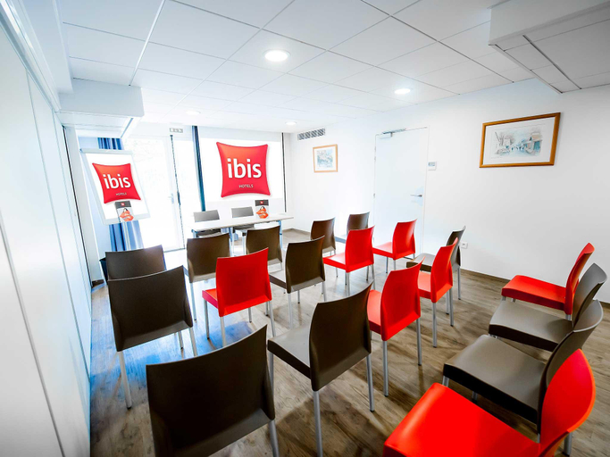 Public Area 2, ibis Maisons Laffitte, Yvelines