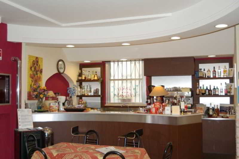 Food & Drinks 5, Crosal, Rimini