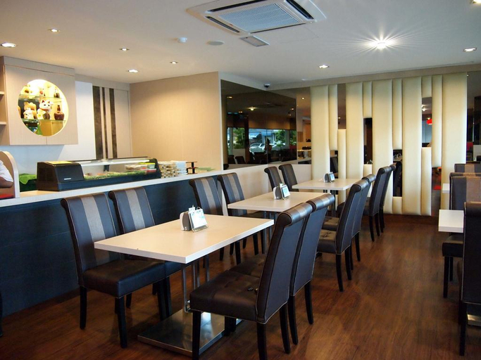 Food & Drinks 5, The Landmark Hotel, Batu Pahat