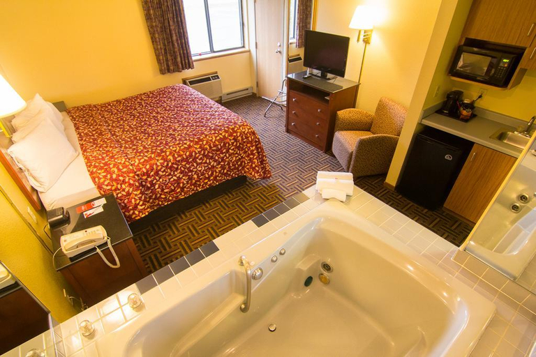 Bathroom 4, Coratel Inn & Suites By Jasper River Falls, Saint Croix