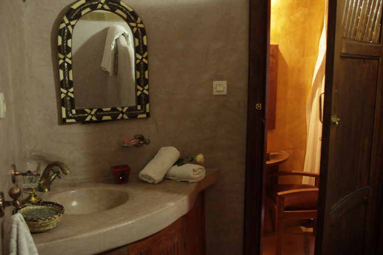 Bathroom 4, Riad Azenzer, Marrakech