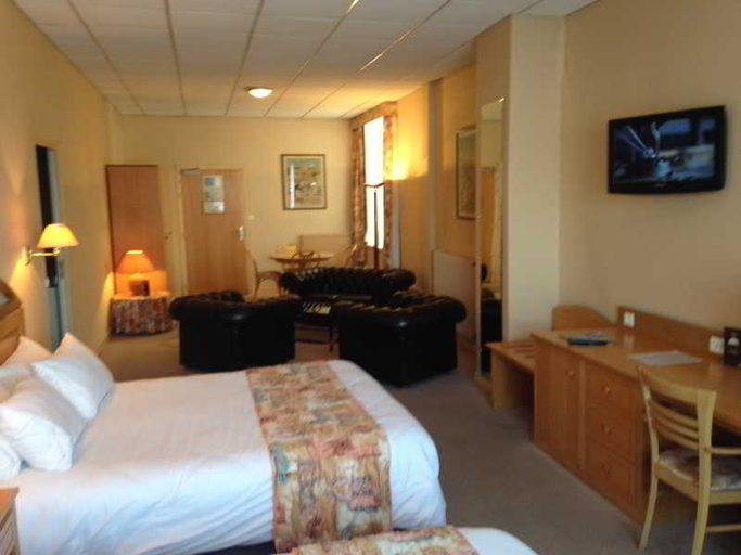 Bedroom 3, Metropolhotel, Pas-de-Calais