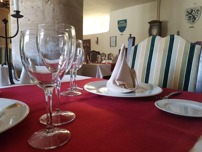 Food & Drinks 5, Le Chateau de Bricquebec, Manche