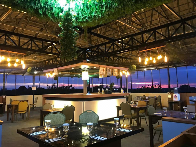 New D Dhave Hotel, Padang