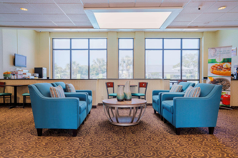 Public Area 2, Quality Hotel Morehead City, Carteret
