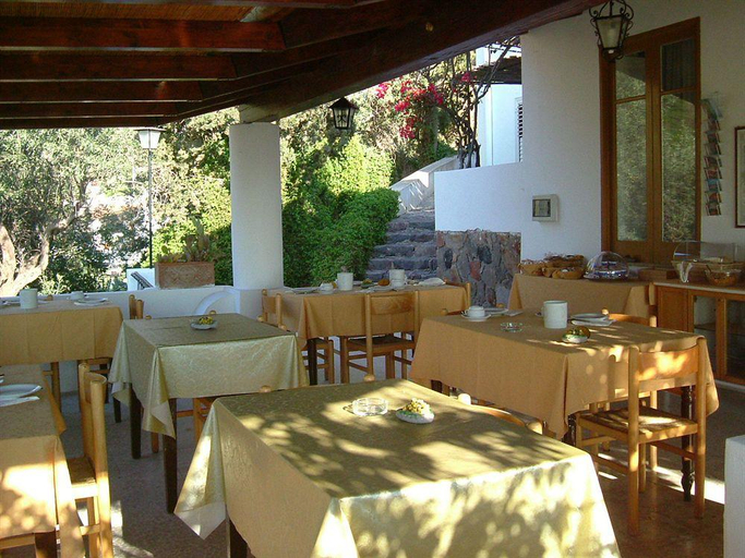 Food & Drinks, Villa Diana, Messina
