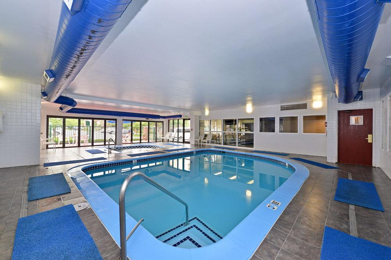 Sport & Beauty 5, Quality Inn & Suites Denver North - Westminster, Adams