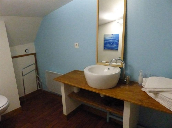 Bathroom 5, Le Logis de Saint Jean Chambre, Calvados