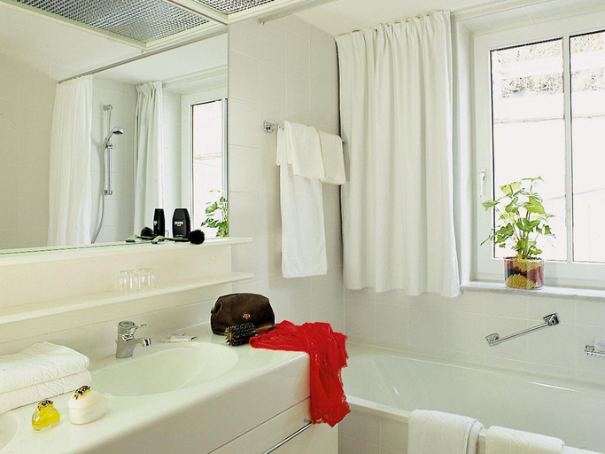 Bathroom 5, Mondi Holiday Bellvue, Sankt Johann im Pongau