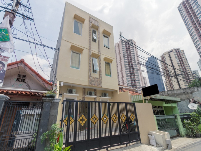Exterior & Views 2, RedDoorz Plus near Taman Rasuna Menteng, Jakarta Selatan