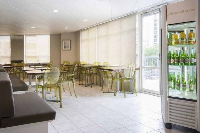 Public Area 2, Ascotia Off Queen, Waitakere