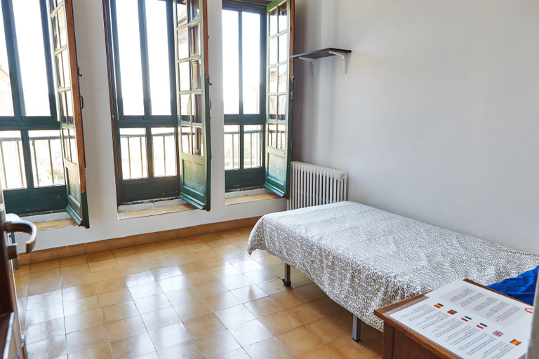 Bedroom 3, Albergue Seminario Menor, A Coruña