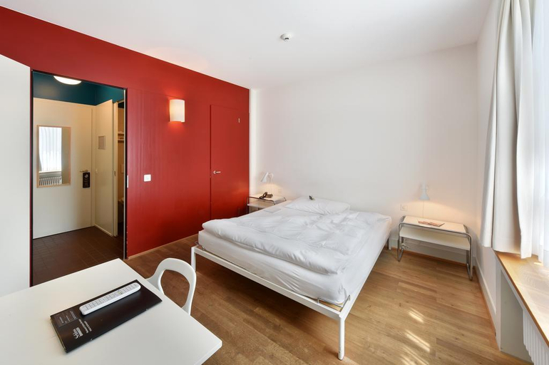 Bedroom 4, Hotel Im Schlosspark, Arlesheim
