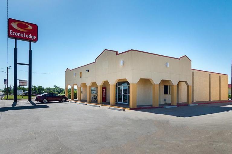Exterior & Views 2, Motel 6 Shamrock TX, Wheeler