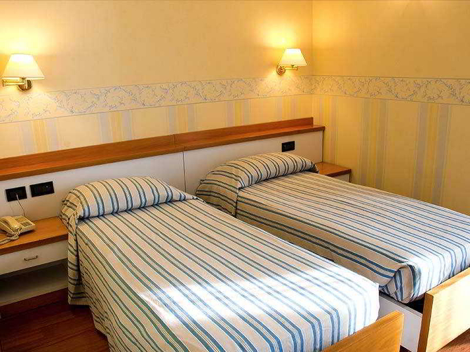 Bedroom 4, Touring, Ancona