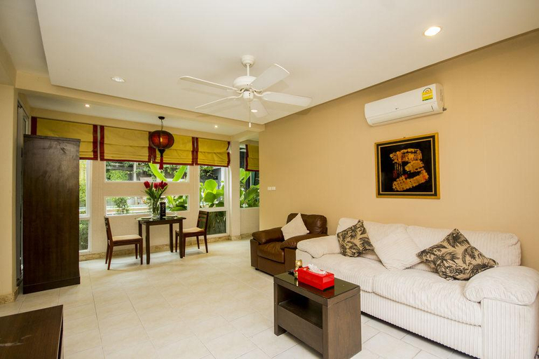Public Area 2, Tamnak Resort, Pattaya