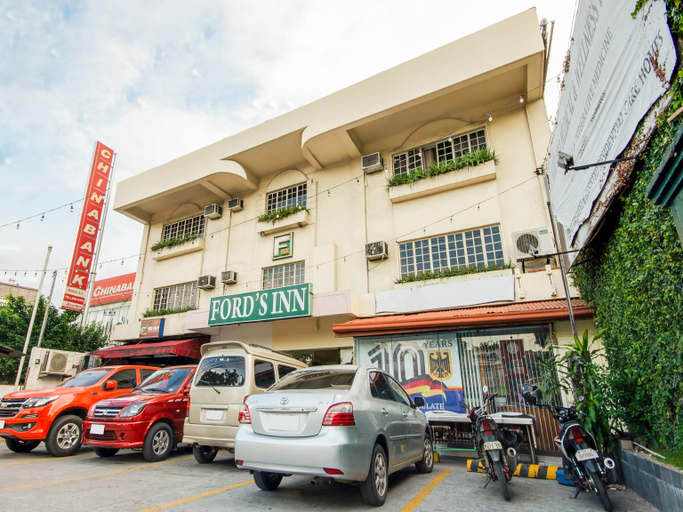 Public Area 1, Vaccinated Staff - Capital O 465 Ford's Inn, Cebu City