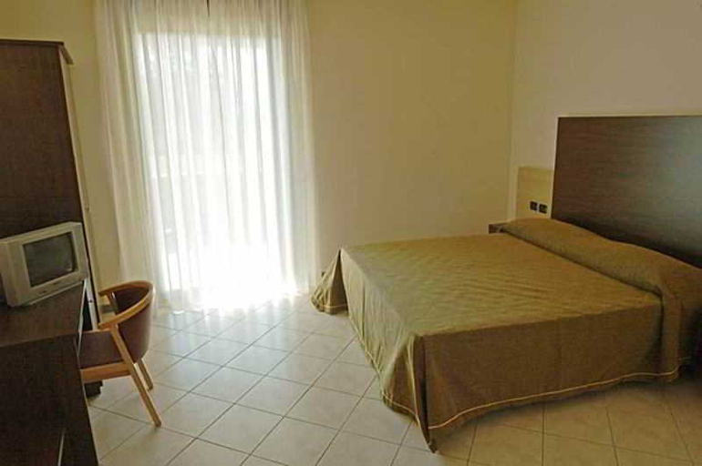Bedroom 3, Hotel Le Ginestre, L'Aquila