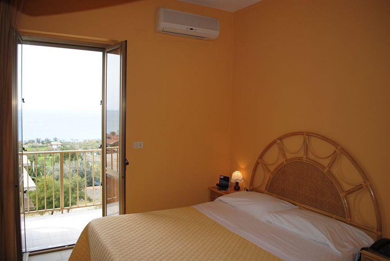 Bedroom 4, Hotel La Praia, Vibo Valentia