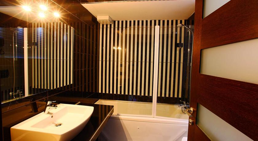 Bathroom, Partner, Vlorës