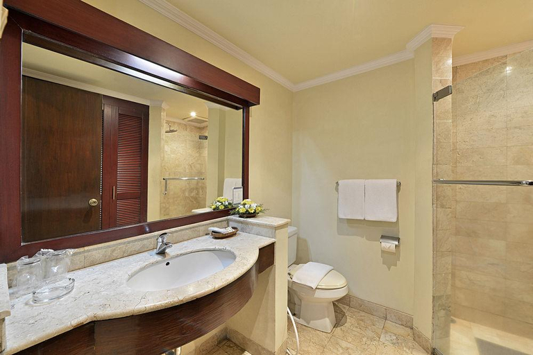 Bathroom, Grand Trawas Hotel, Mojokerto
