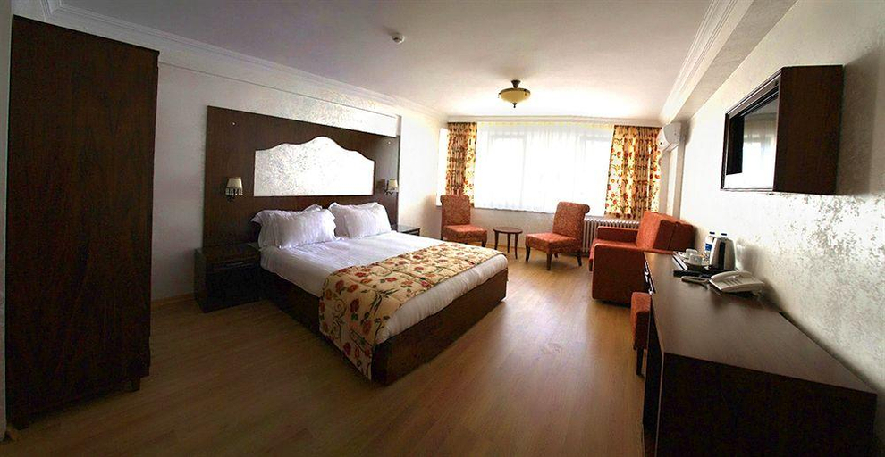Bedroom 4, old hatay hotel, Fatih