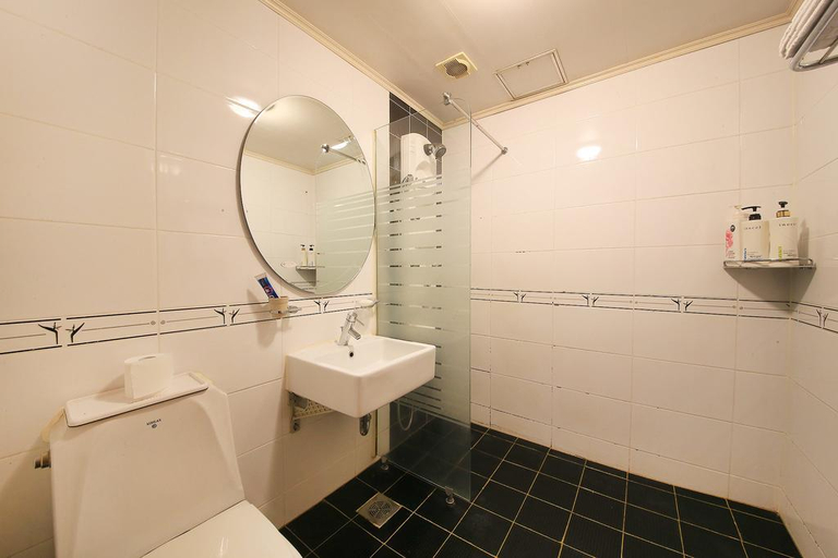 Bathroom 4, HOTEL CASA, Suwon