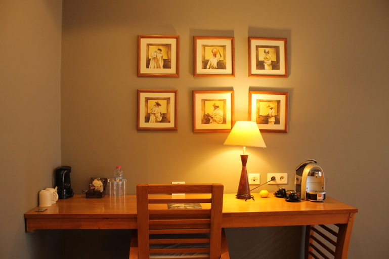 Public Area 2, Radisson Hotel Tamboho Waterfront Antananarivo, Analamanga