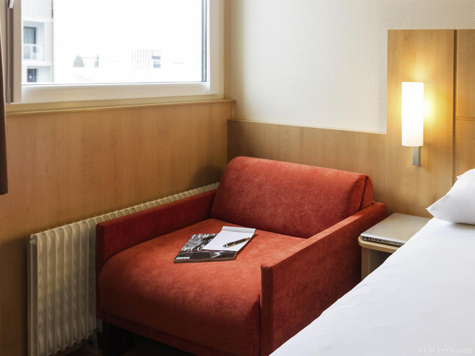 Public Area 2, ibis Lyon Gerland Rue Mérieux, Rhône