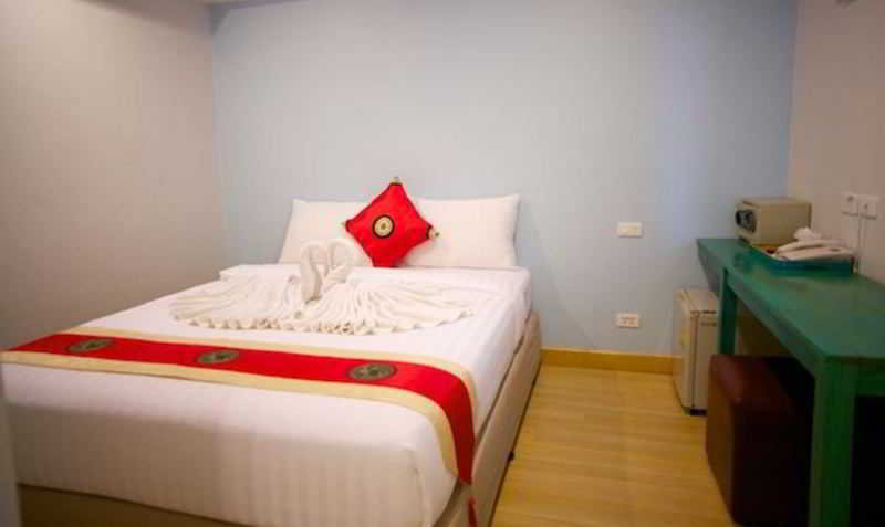 Bedroom 5, Nantra Cozy Hotel, Pattaya