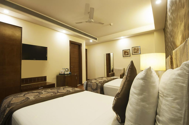 Exterior & Views 2, Alpina Hotels & Suites, Delhi