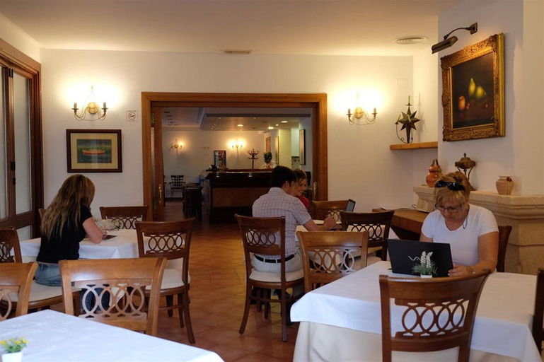 Others 5, Hotel Bell Port, Baleares
