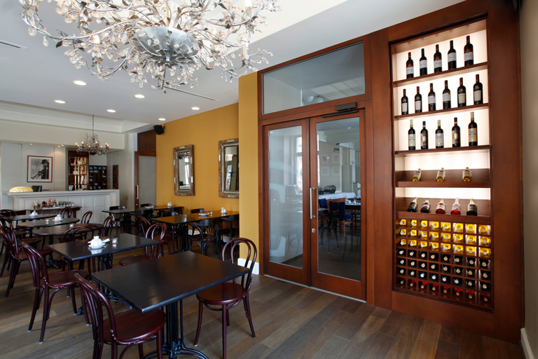 Food & Drinks 5, Hotel Carol, Praha 8
