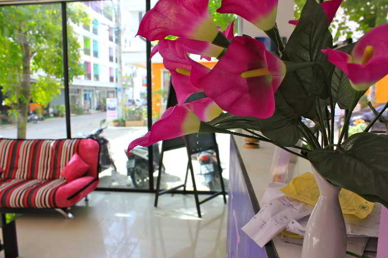 Food & Drinks 5, Holiday Home Patong, Phuket Island