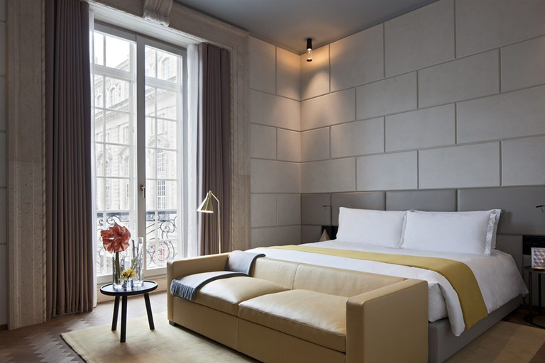 Bedroom 3, Hotel Cafe Royal, London