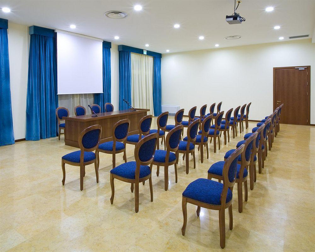 Business Facilities