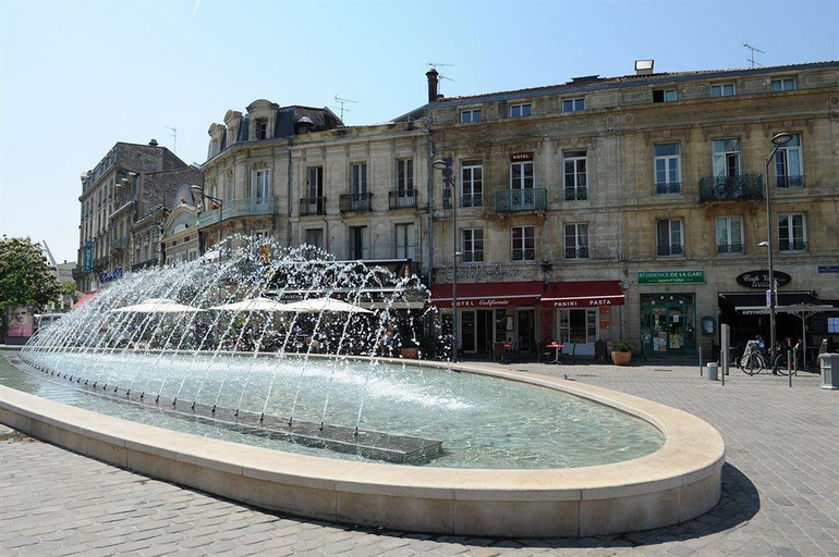 Exterior & Views 2, Hôtel ROSA - Bordeaux Centre Gare Saint Jean, Gironde