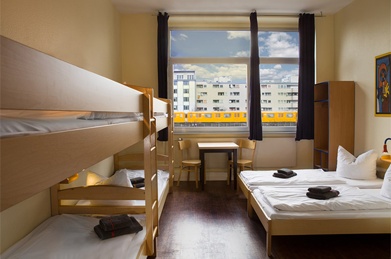 Bedroom 3, Acama Kreuzberg Hotel+Hostel, Berlin