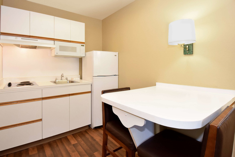 Dining Room 20