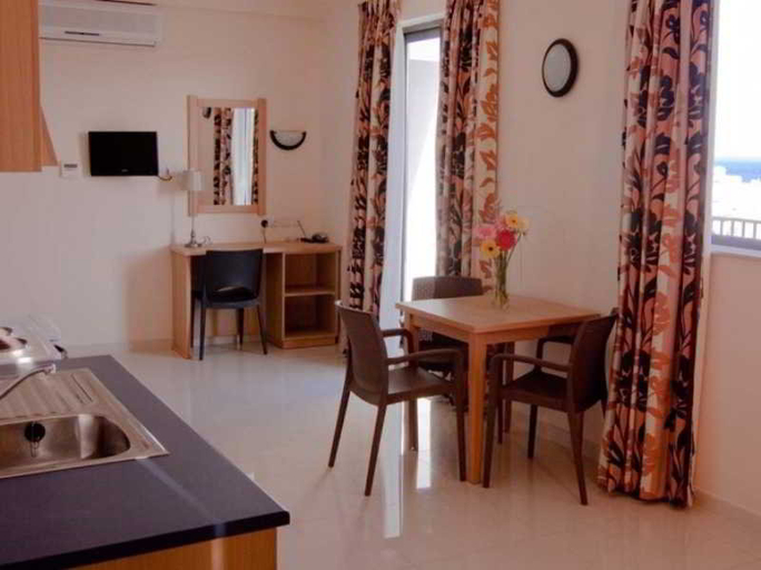 Bedroom 3, Dean Hamlet Hotel, St Julian's